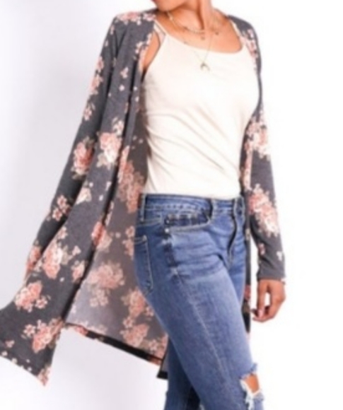 Sew In Love NWOT Floral Cardigan Large - Picture 1 of 10